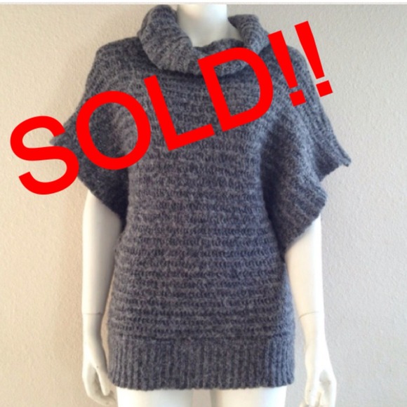 🔴Sold In Bundle!!🔴Free People Cowl Neck Sweater
