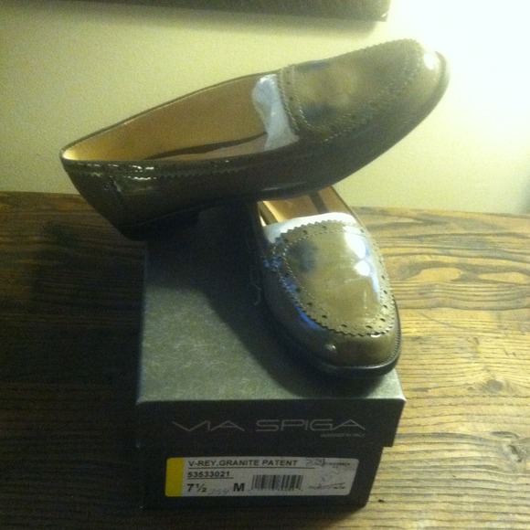 Via spiga v-Rey granite patent loafer shoe sz 7.5