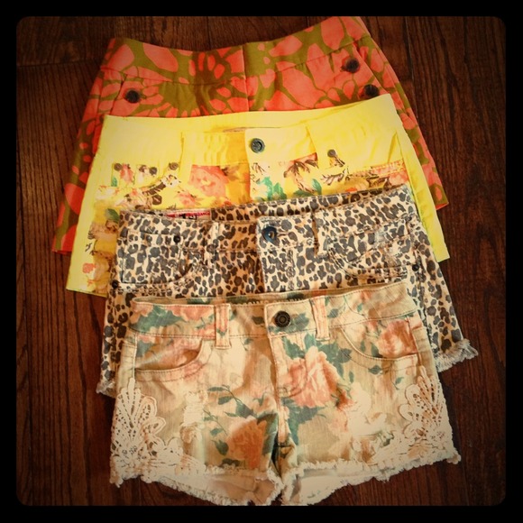 🎉NEON FLORAL IS BACK!!!🎉 Patterned Shorts!!