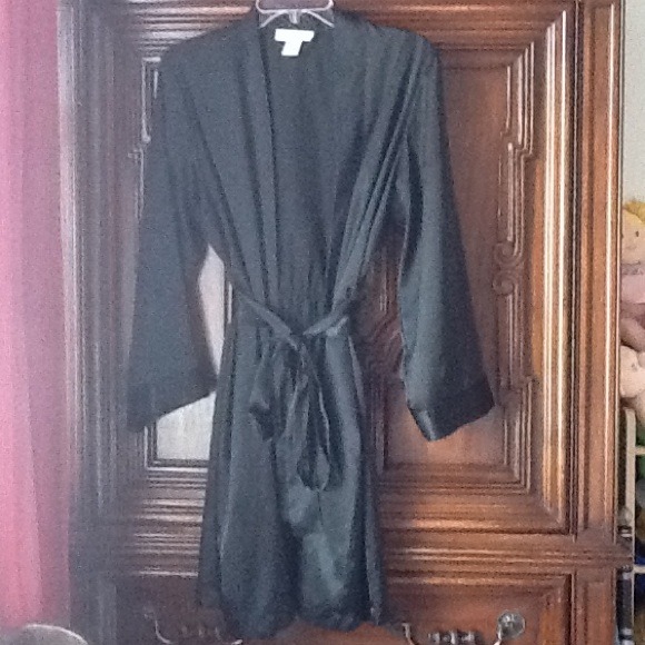 Morgan Taylor silk robe