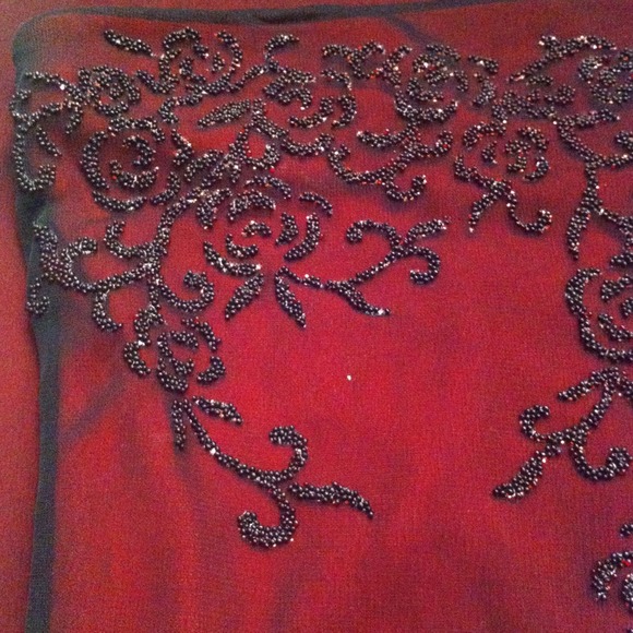 Beautiful beaded strapless dress - Picture 2 of 9