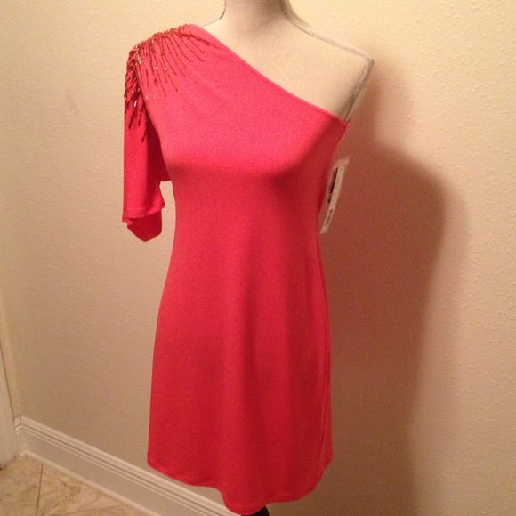 SOLD IN BUNDLE NEW Vince Camuto One Shoulder Dress - Picture 3 of 4