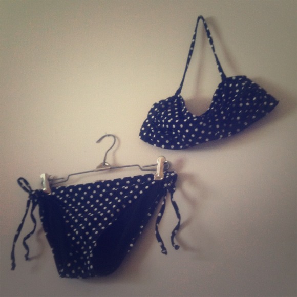 ❌TRADED❌Mossimo polka dot twist bandeau bikini