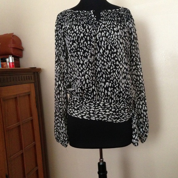 Micheal Kors black and white print blouse - Picture 1 of 4