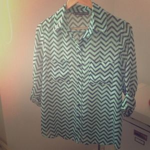Chevron print mint blouse