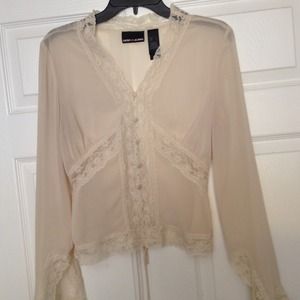 ❌SOLD❌Beautiful DKNY top ..💕💕👌