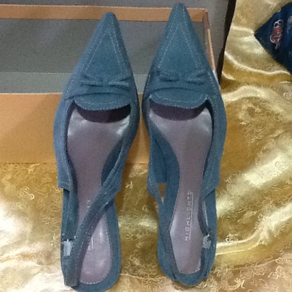 NWT Funky Blue Suede Shoes! - Picture 4 of 4