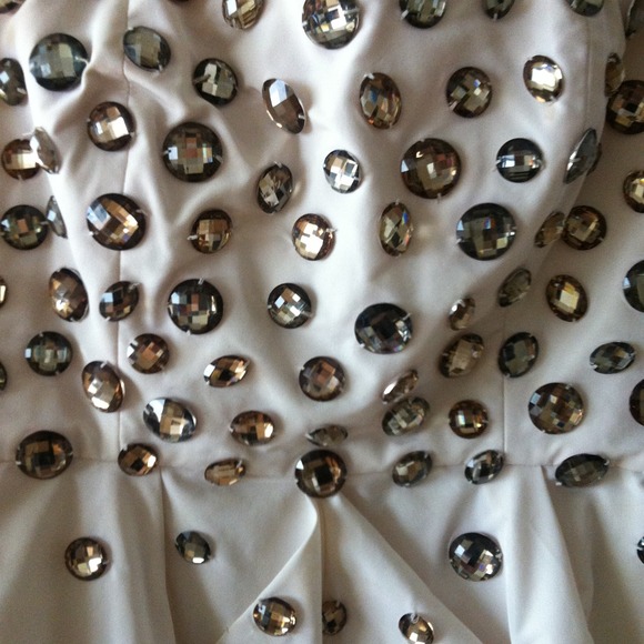 BCBG party dress! Only worn once! - Picture 3 of 4