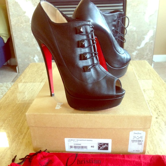SOLD******CHRISTIAN LOUBOUTIN NAPPA BOOTIE NEIMAN