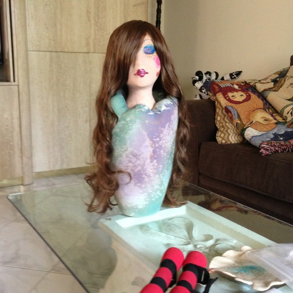 Long light brown wig