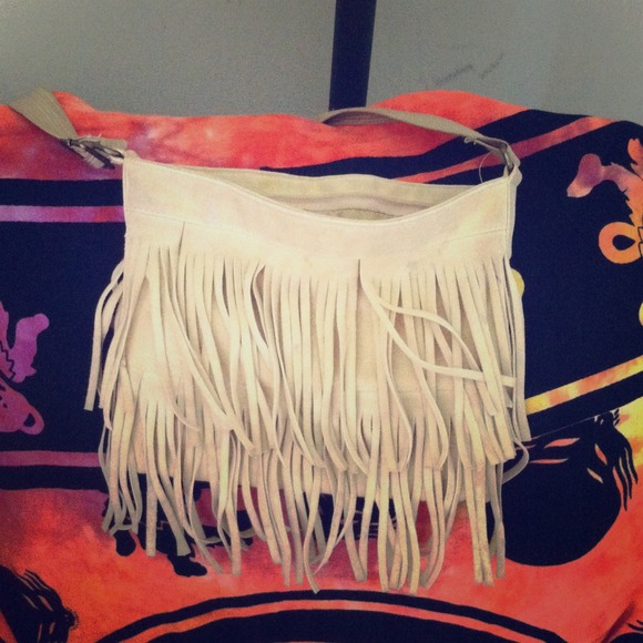 Tan satchel - Picture 1 of 4