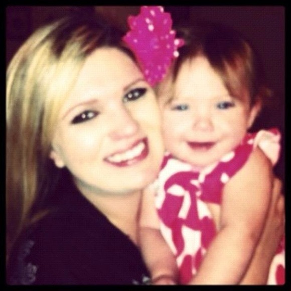 💜Meet your seller y'all!💜 - Picture 3 of 4