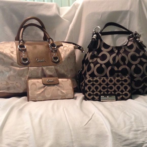 SOLD....Handbag Bundle! - Picture 2 of 3