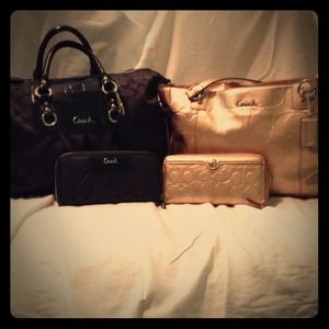 SOLD....Handbag Bundle!