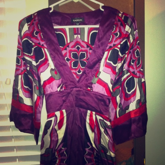 Bebe Silk kimono dress