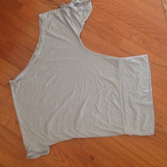 Asymmetrical Gray and white