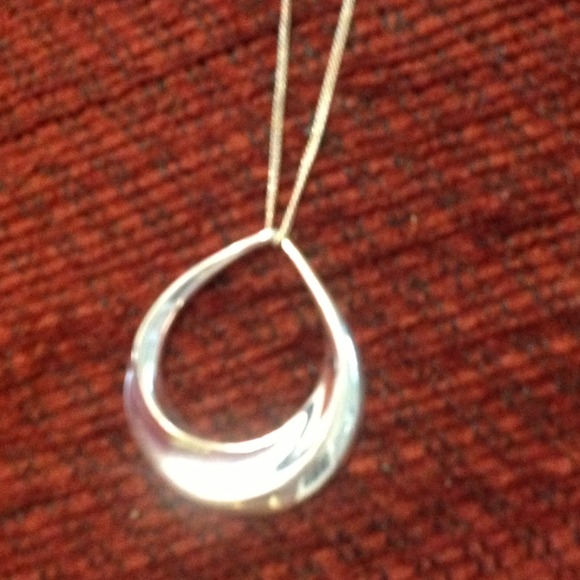 Necklace - Picture 4 of 4