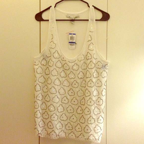 ❗REDUCED❗~ American Rag Top