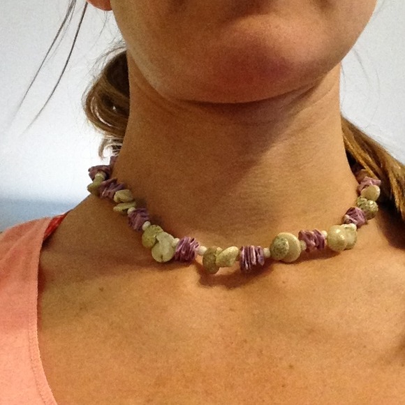 Shell necklace - Picture 2 of 2