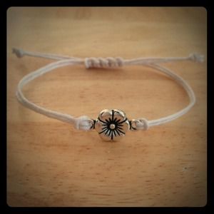 Adjustable Flower Charm White Hemp Bracelet