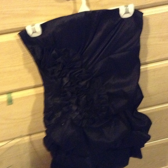 Strapless Ruffled party dress size medium