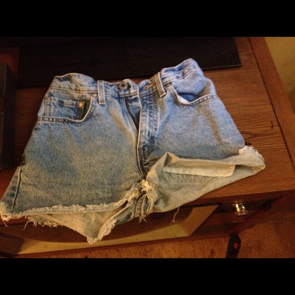 Vintage High-waisted Levi's