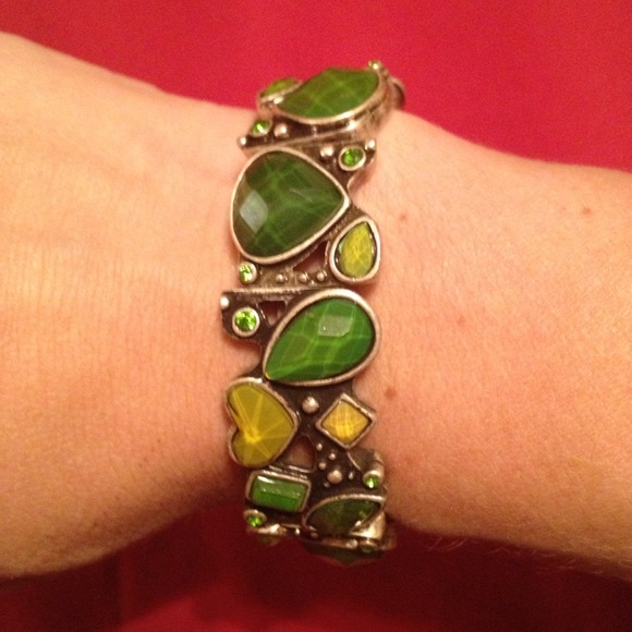 Green bracelet