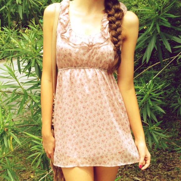 ❤SOLD❤ New! Without Tags Forever 21 Floral Dress - Picture 2 of 4