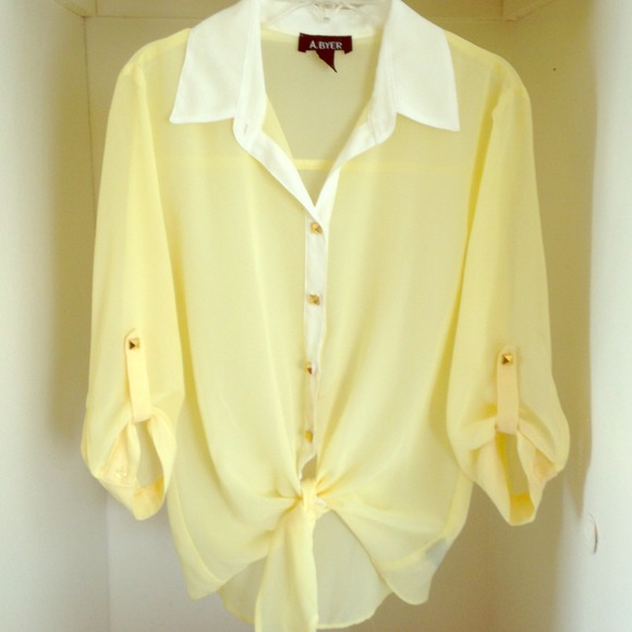 Yellow High-Low Collared Blouse