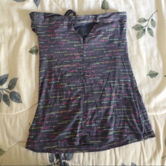 Gray halter top - Picture 3 of 4