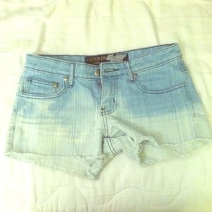 Dip-Dyed jean shorts