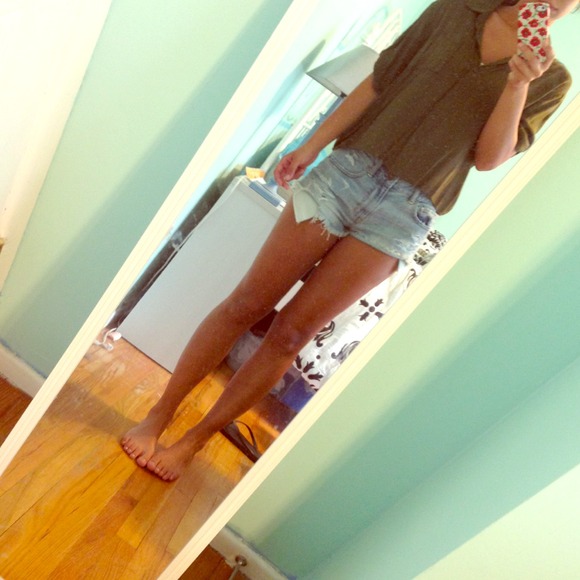 Cropped Green Button Up