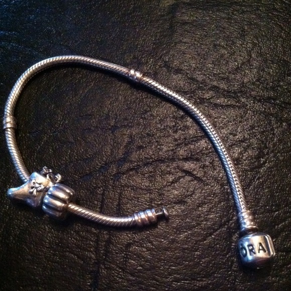 Pandora bracelet with stopper
