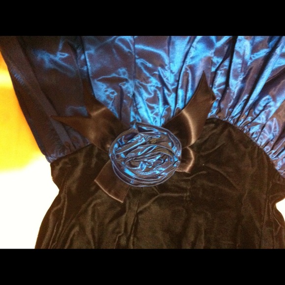 Real Vintage Prom/Pageant Gown - Picture 2 of 4