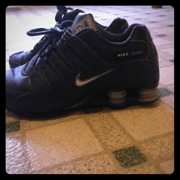 HOLD ❗️Charcoal grey Nike show size 6.5