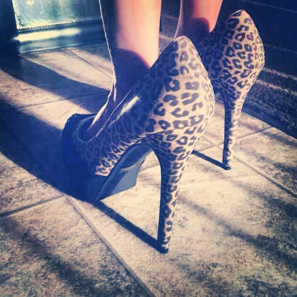 Penny Loves Kenny Shoes - >>>SOLD Bundle!!<<<