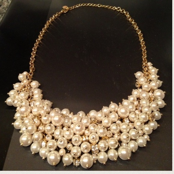 One HIGH QUALITY necklace- and a scarf