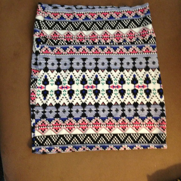 Aztec print skirt
