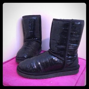 🚨Price reduce🚨Black Sparkle Ugg Boots