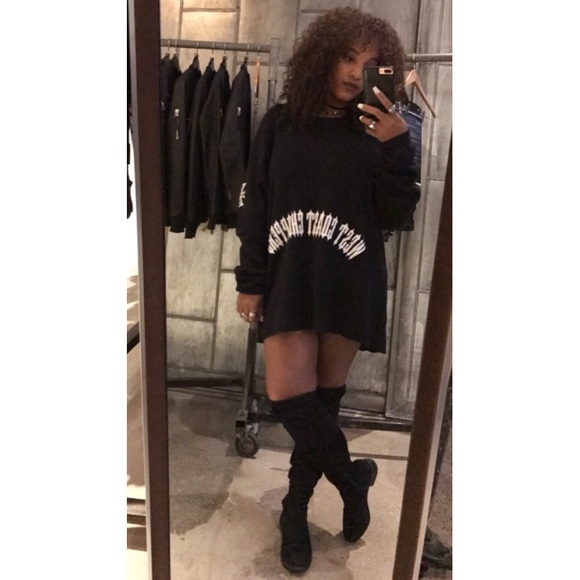 🎀Meet the seller!🎀 - Picture 2 of 4