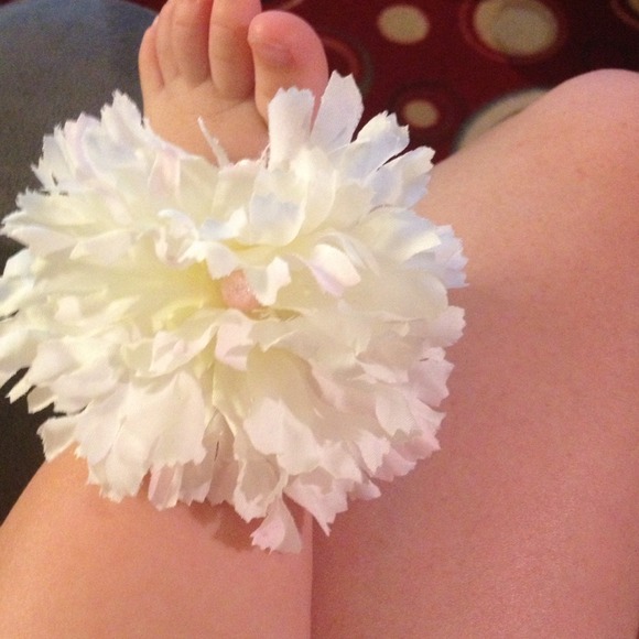 Bare foot bows for baby's