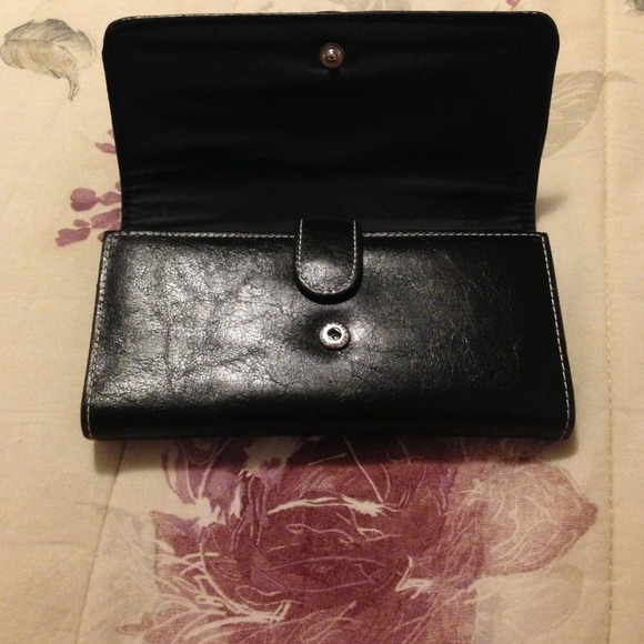 SOLD• Wallet - Picture 2 of 4