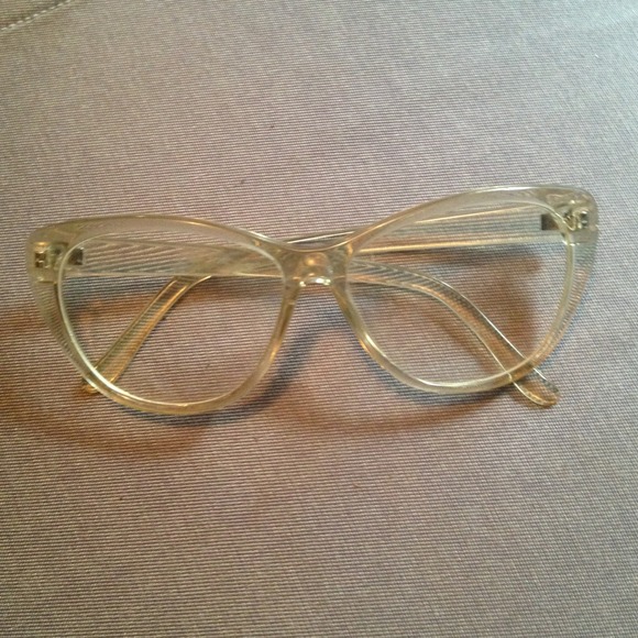 Clear sunglasses - RESERVED