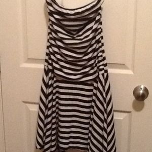 Taboo strapless black and white