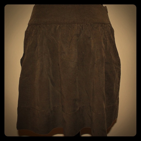 Forrest green skirt with pockets