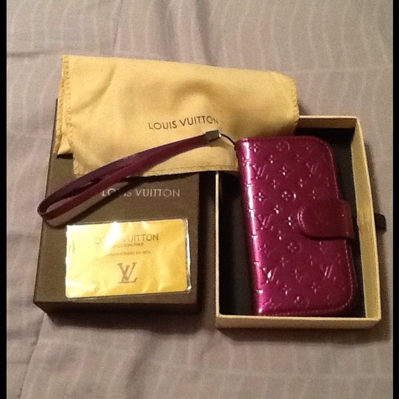 Samsung S4 phone case with wallet!