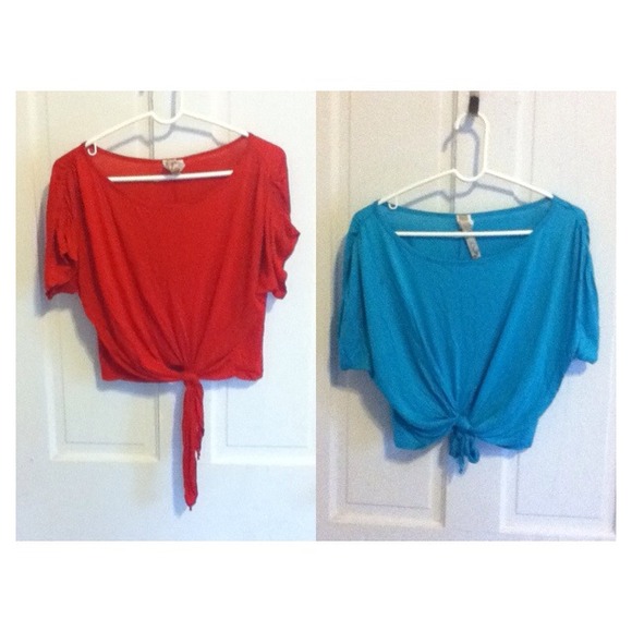 Red & blue crop top tie bundle!!!