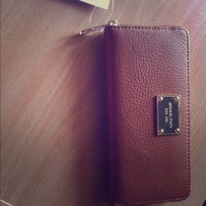 Michael Kors Jet Set Continental Wallet