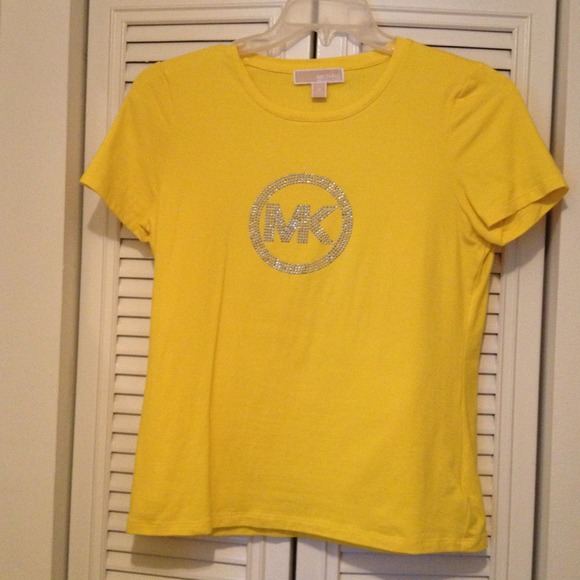🔲SOLD🔲 Yellow Michael Kors T-Shirt