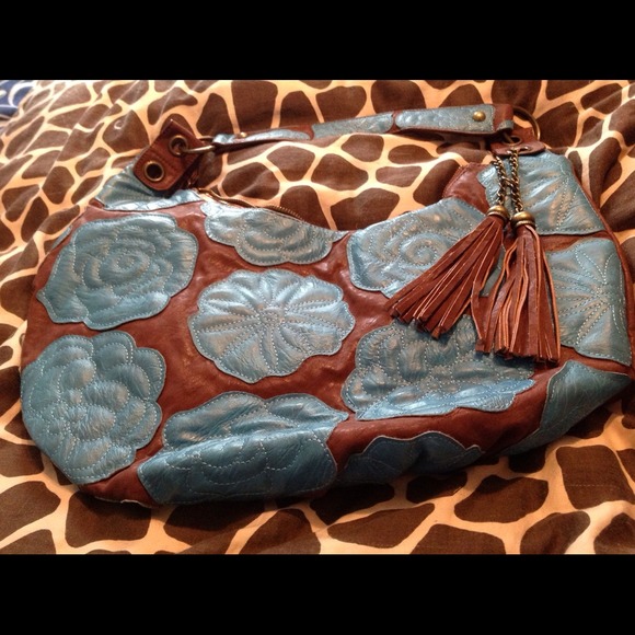 Nice brown gently used  shoulder bag